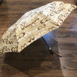 Coach umbrella